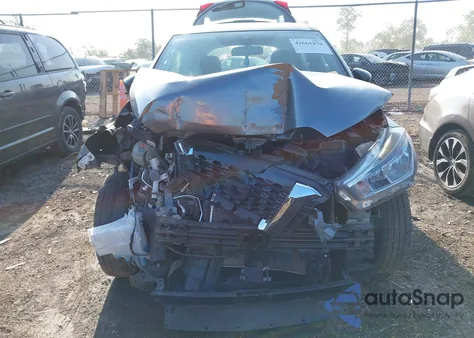 2020 Nissan Kicks S Xtronic Cvt from USA, damaged, VIN 3N1CP5BV8LL557747